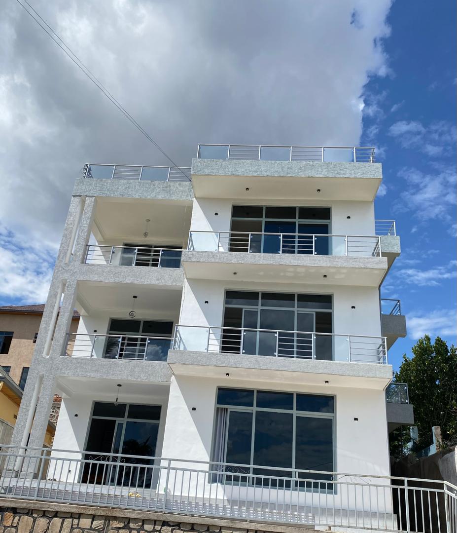 Nyarutarama Apartment 2